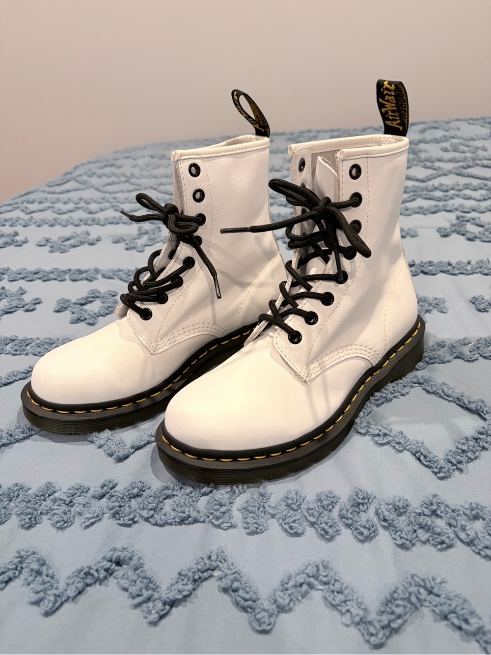 Dr. Martens 1460 White Smooth Leather Combat Boots Women’s 7 EU 38